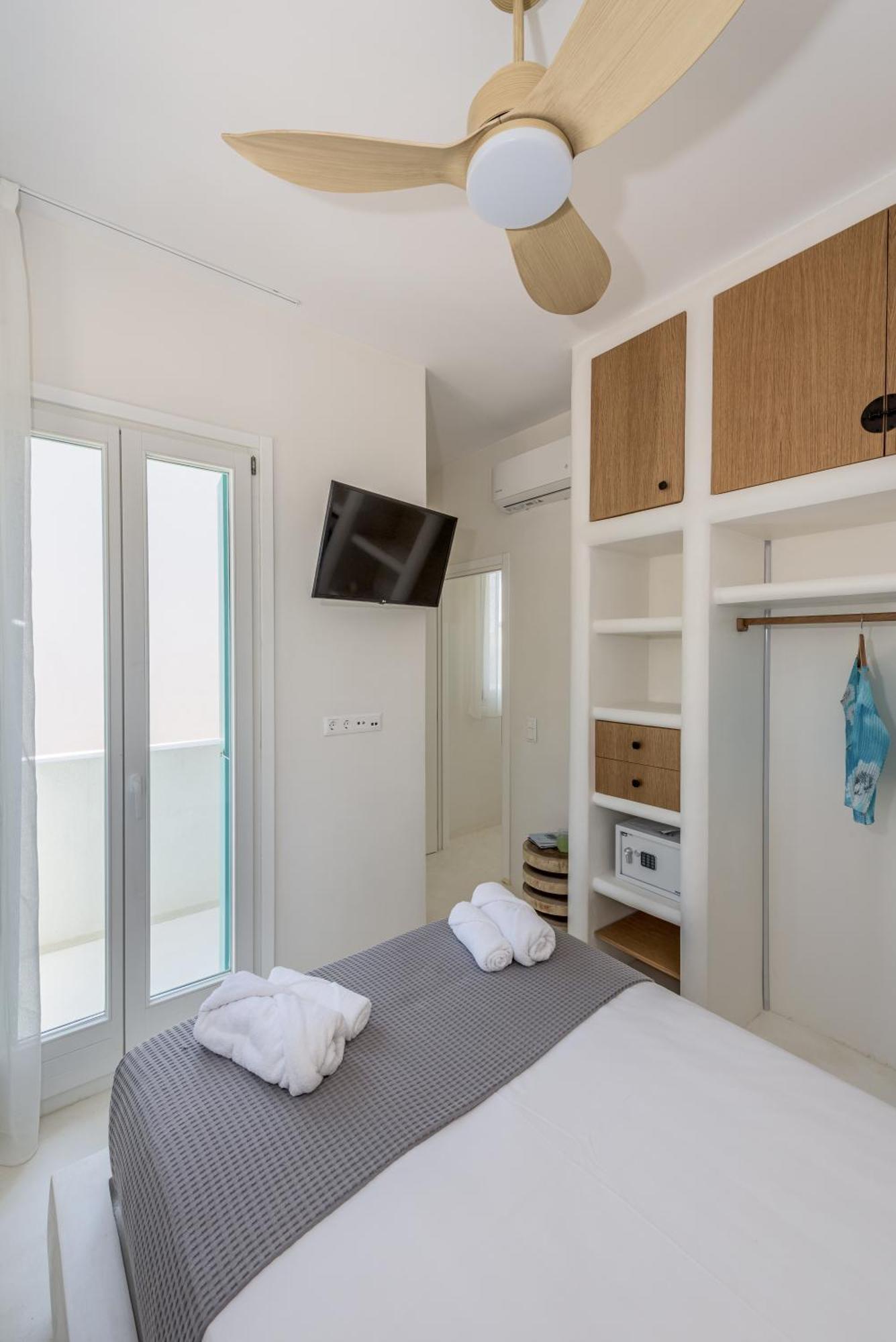 KLIMA BAY Beachfront Boutique Houses Chambre photo