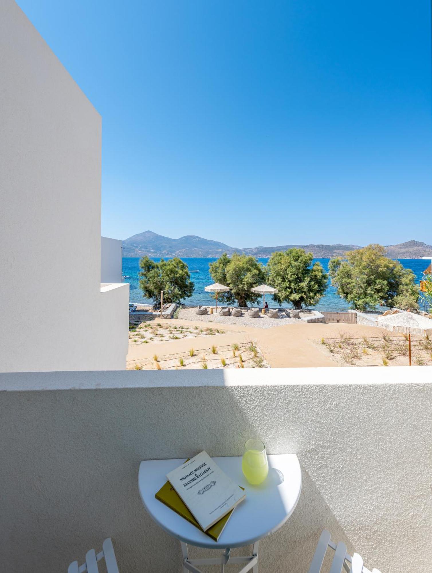 KLIMA BAY Beachfront Boutique Houses Chambre photo