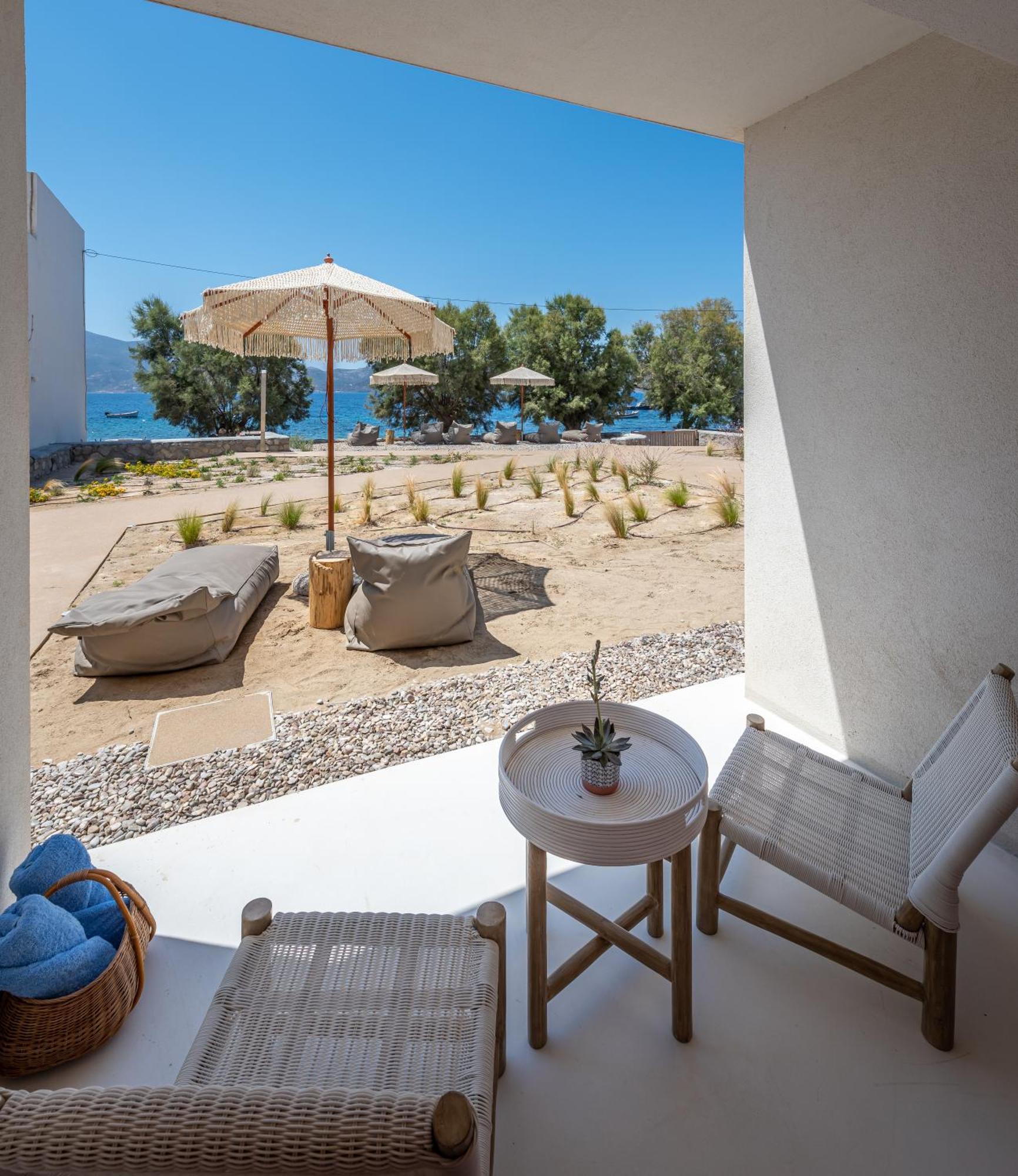KLIMA BAY Beachfront Boutique Houses Chambre photo